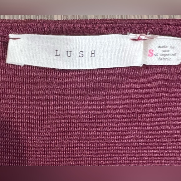 Lush shimmer wine colored faux wrap top size small with ruched detail - Picture 7 of 8